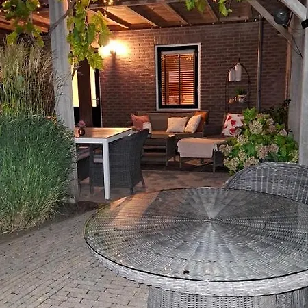 De Dijk Bed and Breakfast Zuid-Beijerland