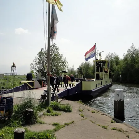De Dijk *